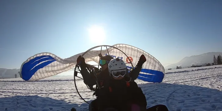 BožíLet na paraglidingové motorové tříkolce: 15 nebo 30 minut v luftě
