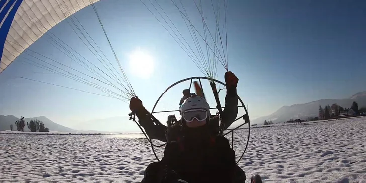 BožíLet na paraglidingové motorové tříkolce: 15 nebo 30 minut v luftě