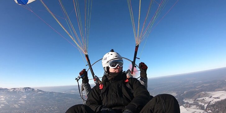 BožíLet na paraglidingové motorové tříkolce: 15 nebo 30 minut v luftě