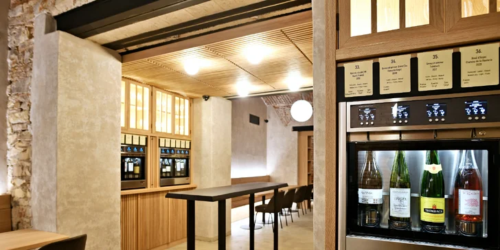 Speciální degustace vína a tapas ve WineList v Karlíně pro 2 osoby