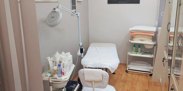 Nechte vaši pleť zazářit: hloubkové čištění pleti ultrazvukovou špachtlí