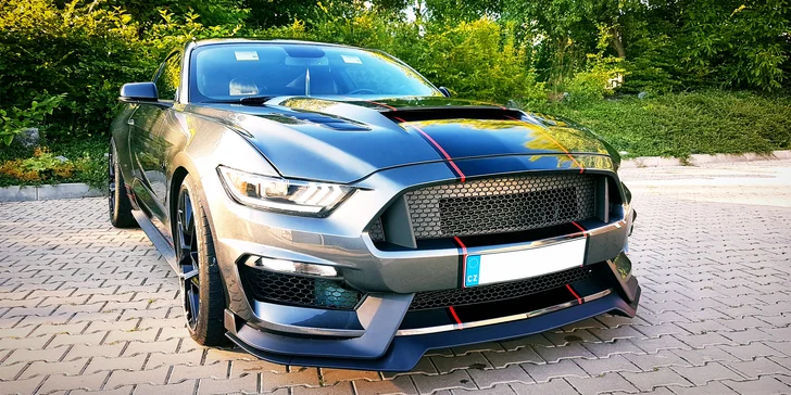 Ford Mustang 5.0 GT: 15 min. spolujízdy nebo až 60 min. řízení