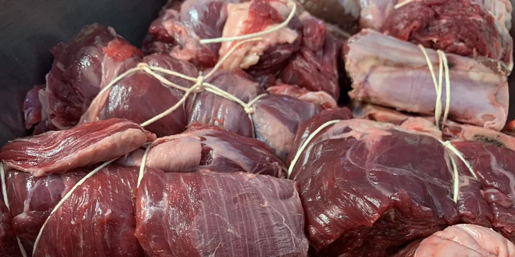 Kurz vaření plný masa, bylinek a koření: hovězí žebra, thajské curry a quiche