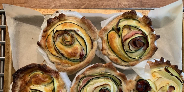 Kurz vaření plný masa, bylinek a koření: hovězí žebra, thajské curry a quiche