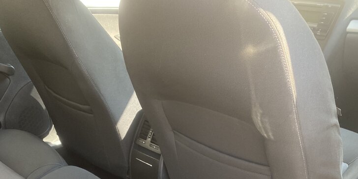 Ruční mytí vozu: důkladná očista exteriéru nebo interiéru, platí i pro SUV