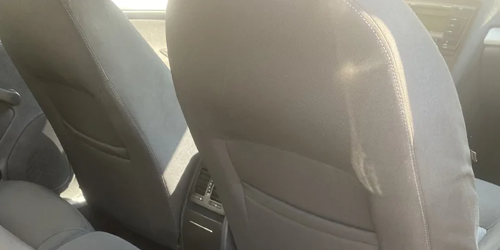 Ruční mytí vozu: důkladná očista exteriéru nebo interiéru, platí i pro SUV