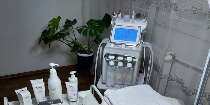 Kosmetické ošetření dle výběru: radiofrekvence, hloubkové čištění, mezoterapie i karboxyterapie