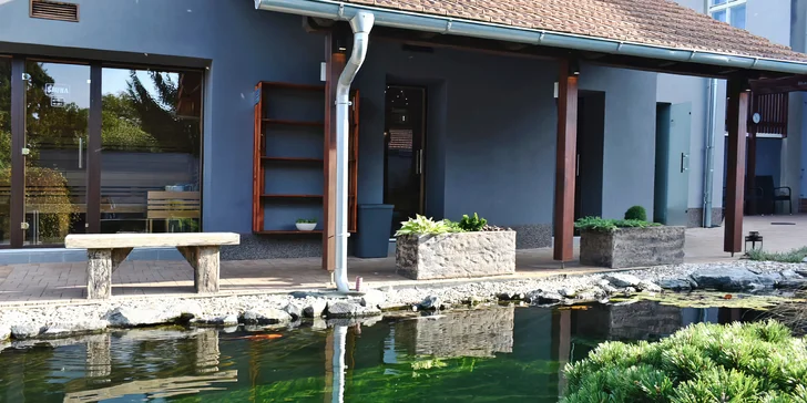 Relax pro dva: privátní whirlpool na 30 nebo 60 minut, veřejná sauna na 1,5 hodiny