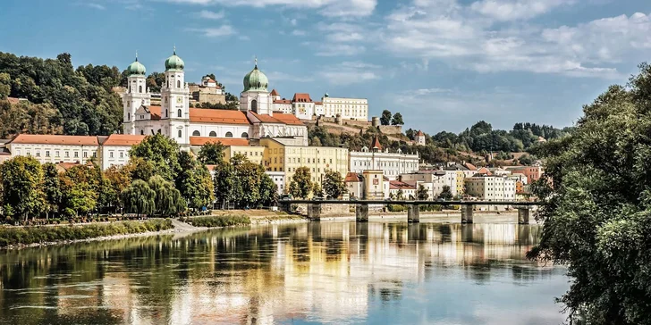 Dolní Bavorsko s neomezeným wellness a polopenzí: 3 druhy sauny, vyhřívaný bazén i welcome drink