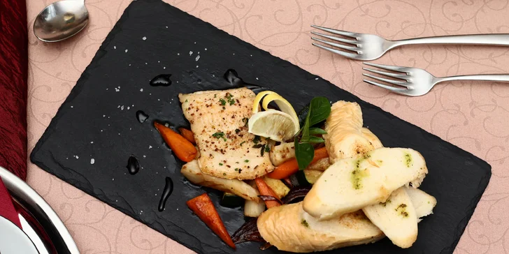 Dokonalá romantika: 3chodové menu a neomezený vstup do wellness pro dva