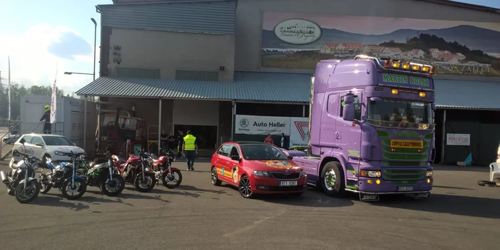 Kondiční jízdy na motorce vč. zapůjčení výbavy: jedna či čtyři 45min. projížďky