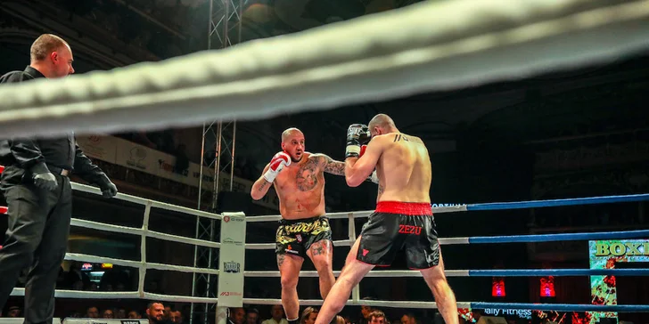 Soukromý trénink thajského boxu a kickboxu s Michalem Reissingerem: lekce od mistra ČR pro 1 i 2 bojovníky