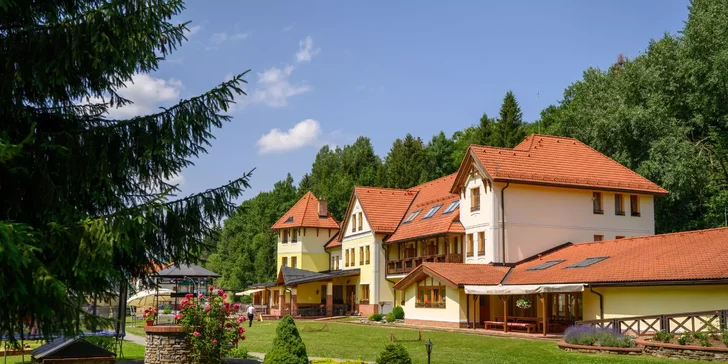 Pobyt v oblasti Roháčů: polopenze, sauna a neomezený bazén u Západních Tater