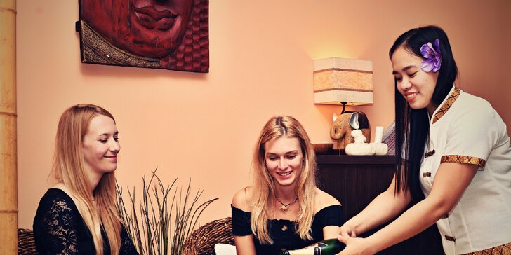 Hodinová lymfatická nebo hubnoucí masáž dle výběru v salonu v centru Prahy