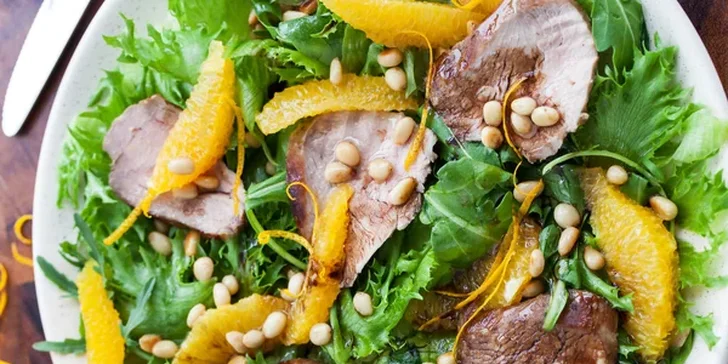 Pětichodové degustační menu pro dva: chobotnice, sušená kachní prsa i steak z pravé svíčkové