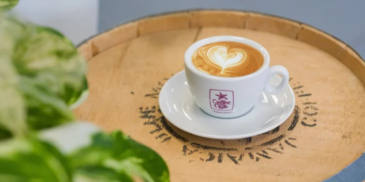 Exkurze v pražírně s neomezenou konzumací kávových nápojů, cupping i ochutnávkový balíček kávy