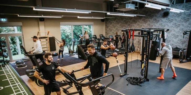 Jednotlivé vstupy do Emotion Fitness: přístroje Technogym, Skills i skupinové lekce