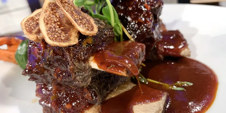 Kurz vaření plný masa, bylinek a koření: hovězí žebra, thajské curry a quiche