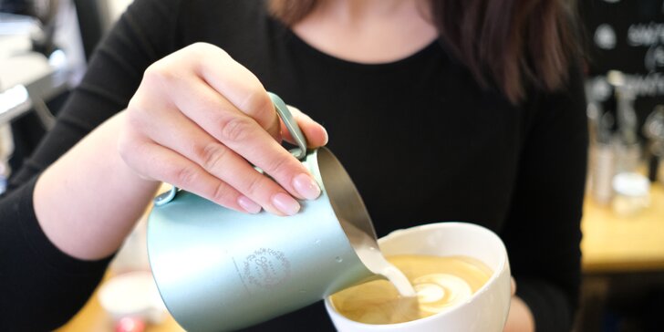 Kurz techniky Latte art pro milovníky kávy a začínající baristy