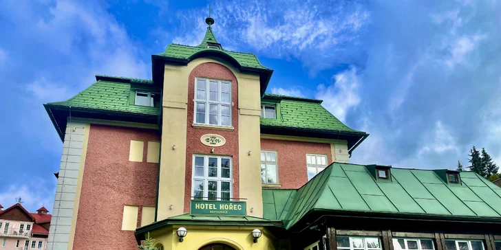 Pobyt přímo v Peci pod Sněžkou: jídlo, privátní wellness i neomezená konzumace prosecca