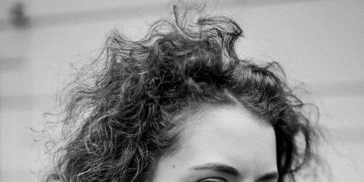 Portrétní, párové či těhotenské focení v exteriéru, 15 fotografií
