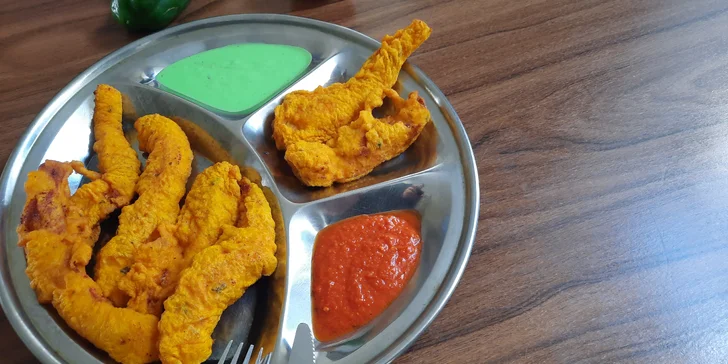 Ochutnejte Indii: chicken pakora nebo thali a koblížky pro dvě osoby