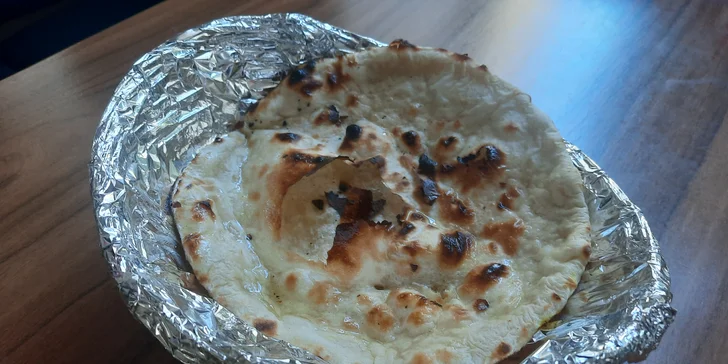 Ochutnejte Indii: chicken pakora nebo thali a koblížky pro dvě osoby