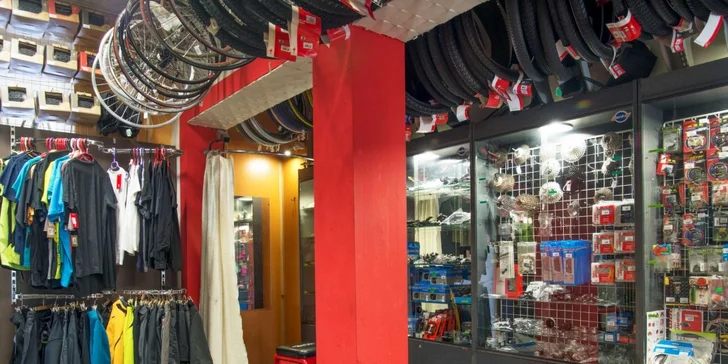 Hurá na hory: velký servis lyží nebo snowboardu vč. voskování