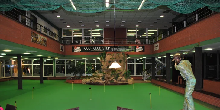 2 hodiny na golfovém simulátoru až pro 4 osoby