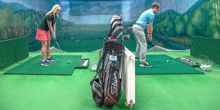 2 hodiny na golfovém simulátoru až pro 4 osoby