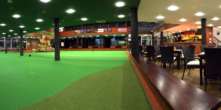 2 hodiny na golfovém simulátoru až pro 4 osoby