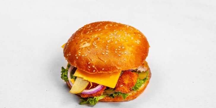 Burger nebo sendvič s masem podle výběru, příloha i dezert pro 1 či 2 osoby