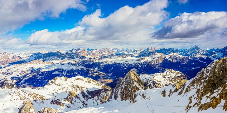 Zimní dovolená v Dolomitech: ubytování 2 km od skiareálu Arabba/Marmolada, polopenze