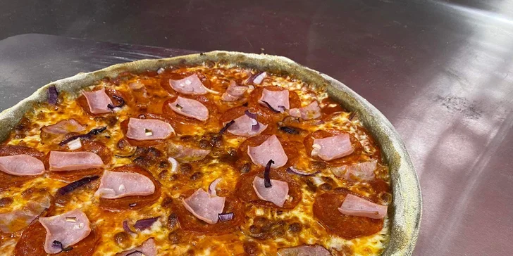 Pizza na odnos s sebou o průměru až 40 cm: výběr z 12 druhů