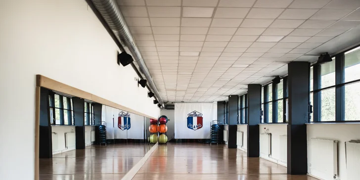 Skupinová lekce podle výběru v Radlicích: aerobic, pilates, body form či jóga