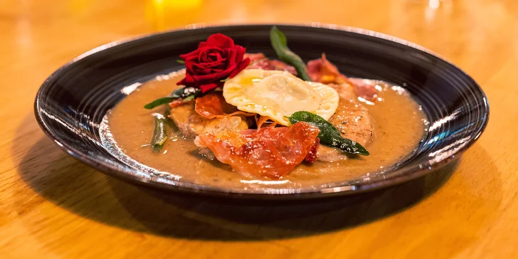 4chodové degustační menu: jelení hřbet či telecí saltimbocca, na výběr i láhev prosecca