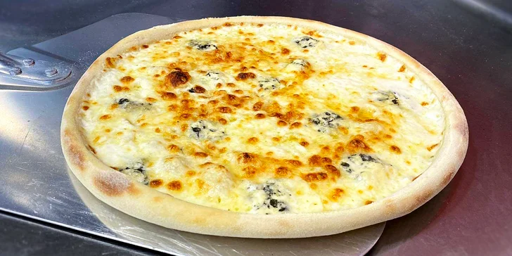 Pizza na odnos s sebou o průměru až 40 cm: výběr z 12 druhů