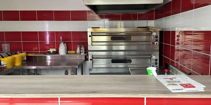 Pizza na odnos s sebou o průměru až 40 cm: výběr z 12 druhů