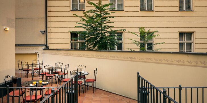Ubytování v hotelu se snídaní v centru Prahy: 6 min pěšky od Národky, 10 min od Václaváku