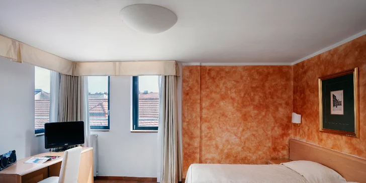 Pobyt na Malé Straně: 1–4 noci přímo pod Petřínem, snídaně i hodinka relaxu v sauně