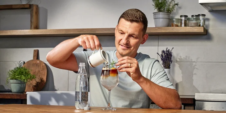 Online barmanský kurz: 40 videolekcí plných koktejů s doživotním přístupem