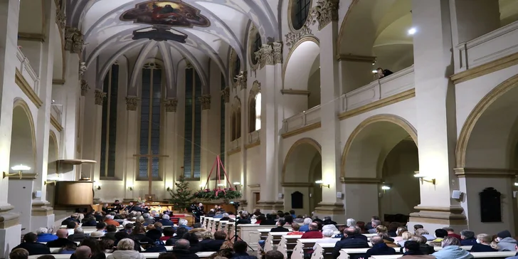 Vánoční koncert moderně i tradičně s orchestrem