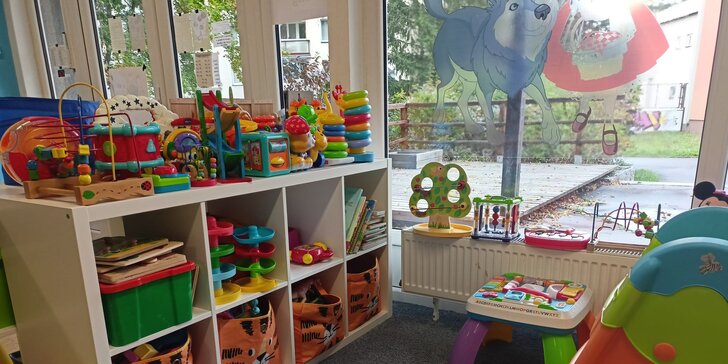 Dětská hernička Karkulka pro děti do 7 let: hry a hračky, skluzavka, odrážedla, kuchyňka i trampolína