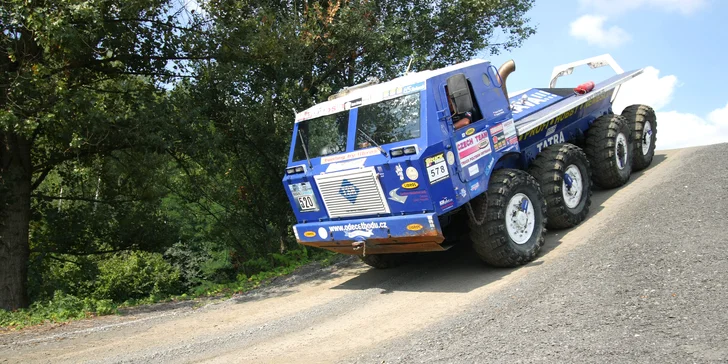 15–60 minut jízdy v kabině giganta Tatra 813 8x8 Truck Trial