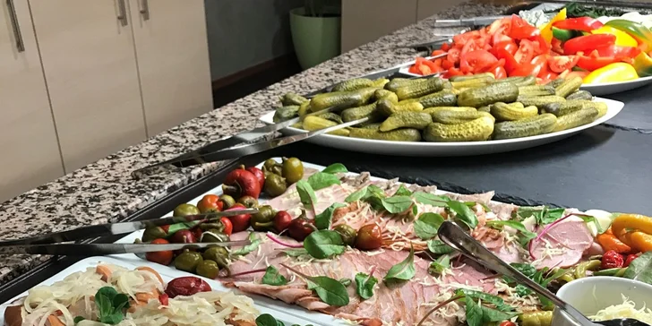 Dovolená v hotelu Pinia Hotel & Resort ve Špindlerově Mlýně: wellness, jídlo a moře výletů