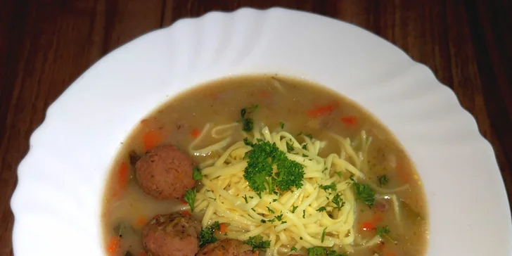 Pobyt v Posázaví s českou kuchyní a sportovním vyžitím