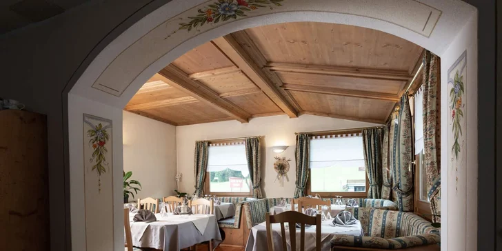 Italské Bormio: hotel blízko termálních lázní, polopenze, ideální zázemí pro rodiny