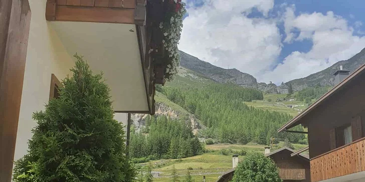 Italské Bormio: hotel blízko termálních lázní, polopenze, ideální zázemí pro rodiny