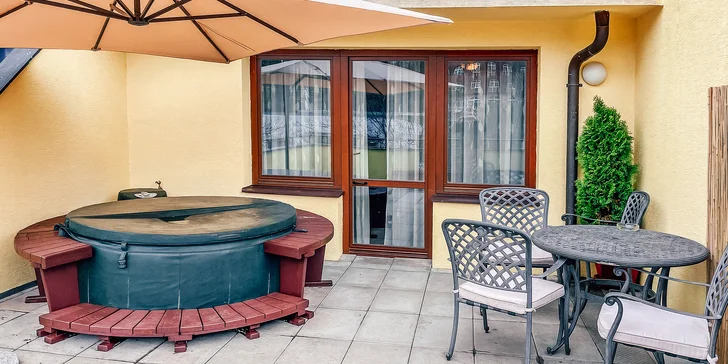 Apartmány se snídaní a vířivkou přímo v Luhačovicích na kolonádě