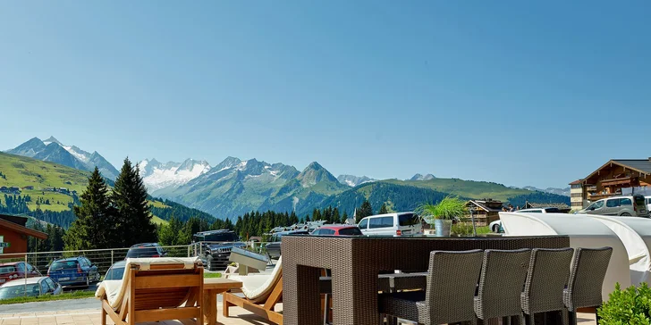 Alpský resort přímo u Zillertal Areny: polopenze, neomezený wellness a vybavení pro rodiny
